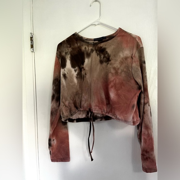 cropped drawstring pink and grey marble sweater from ALIGN COLLECTIVE - Picture 2 of 3